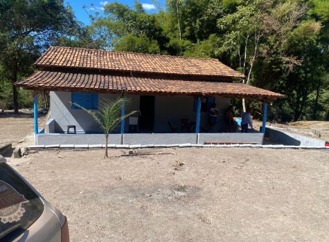 Chácara à Venda na Beira do Rio Traíras